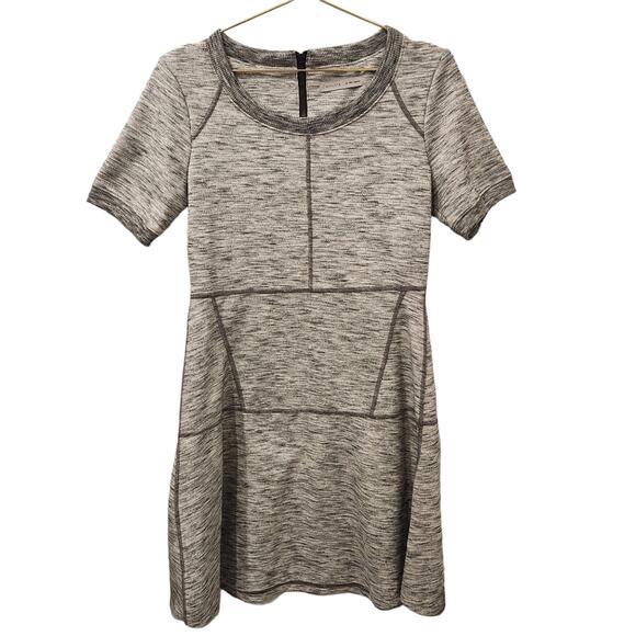 Athleta En Route Fit and Flare gray dress size medium - Picture 2 of 4